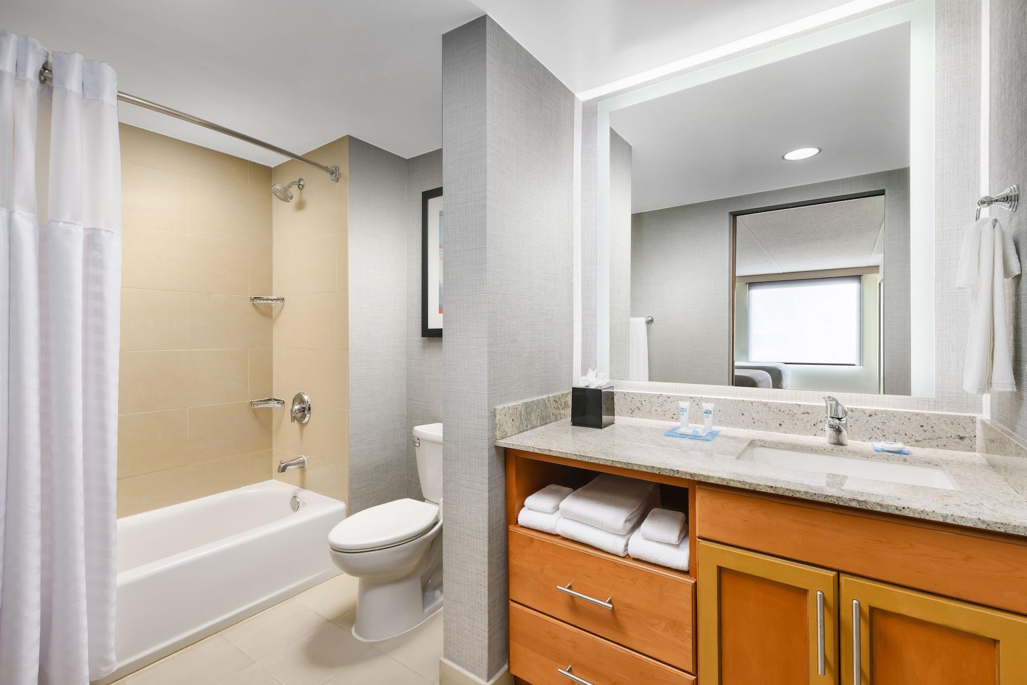 Hyatt House Fort Lauderdale Airport/Cruise Port Дания-Бич Экстерьер фото