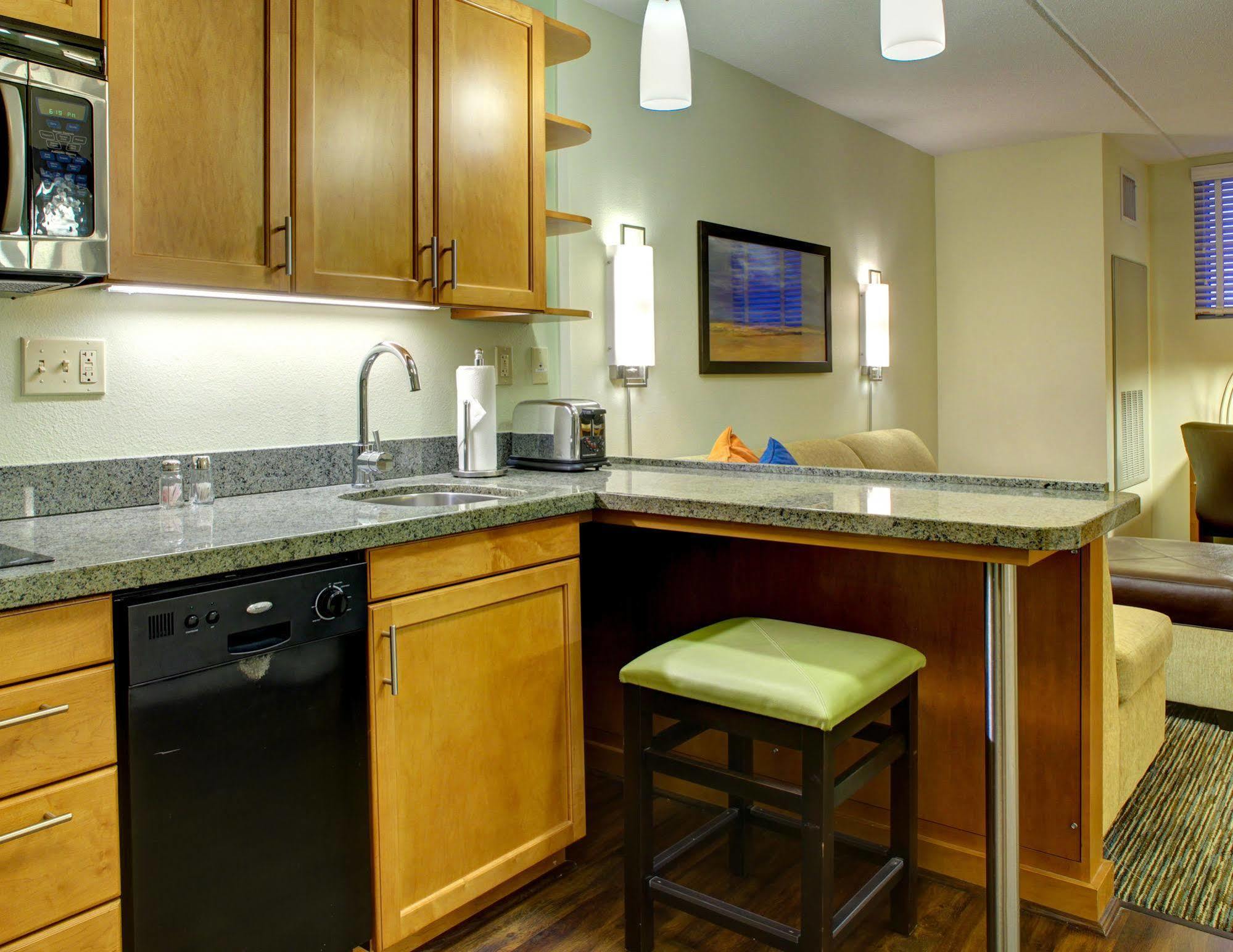 Hyatt House Fort Lauderdale Airport/Cruise Port Дания-Бич Экстерьер фото